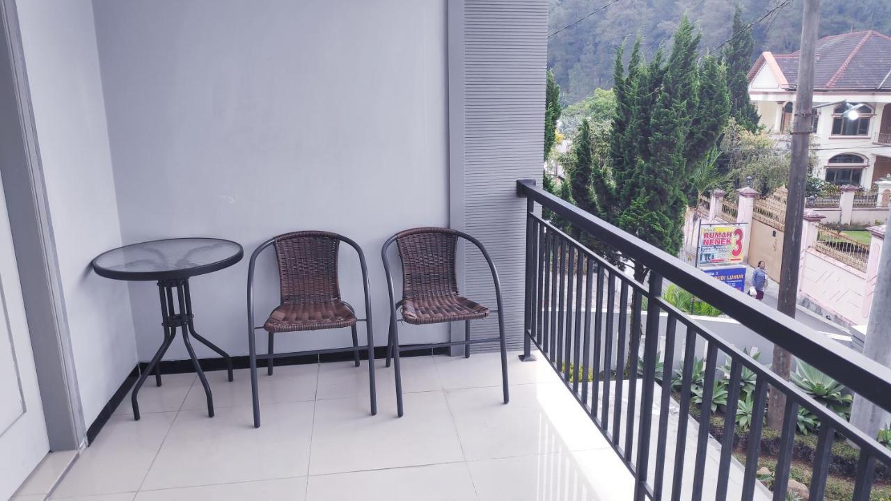 Villa Batumarta Tawangmangu Esterno foto